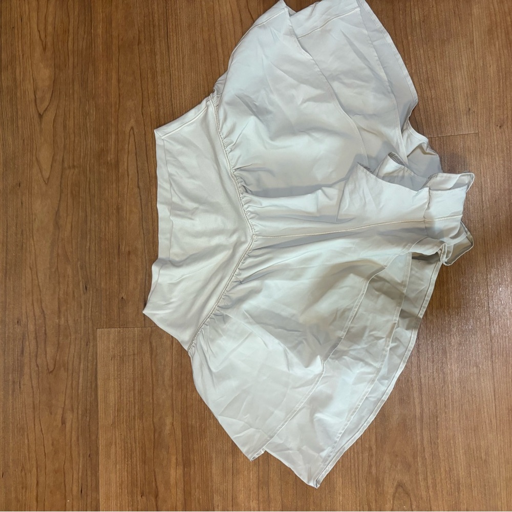 Offline by Aerie Real Me Flirty Short Soft Oat NO LONGER SOLD